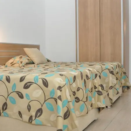 Selenium Szálloda Side