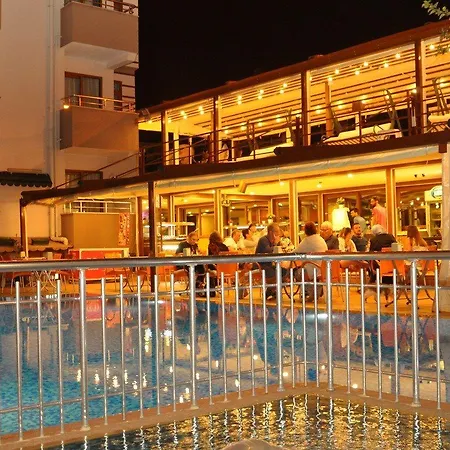Selenium Hotell Side