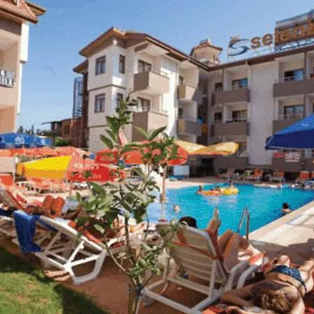 Selenium Hotell Side