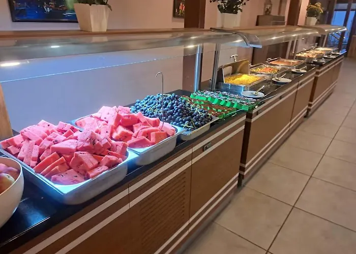 塞勒尼姆酒店 3* 锡德